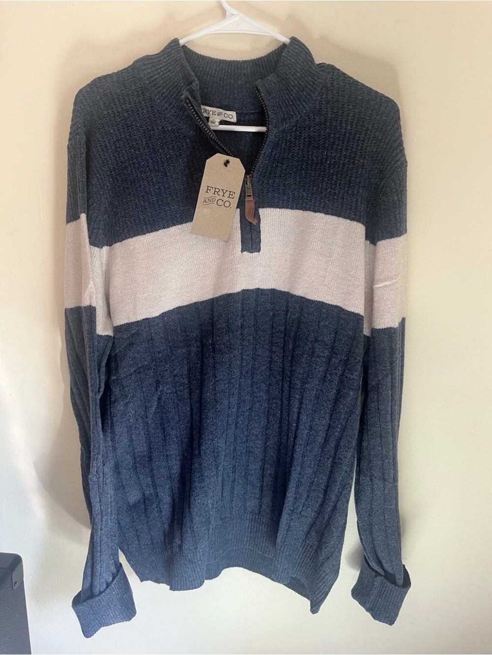 FRYE AND CO. Navy and Cream Zip-Front Ribbed Sweater